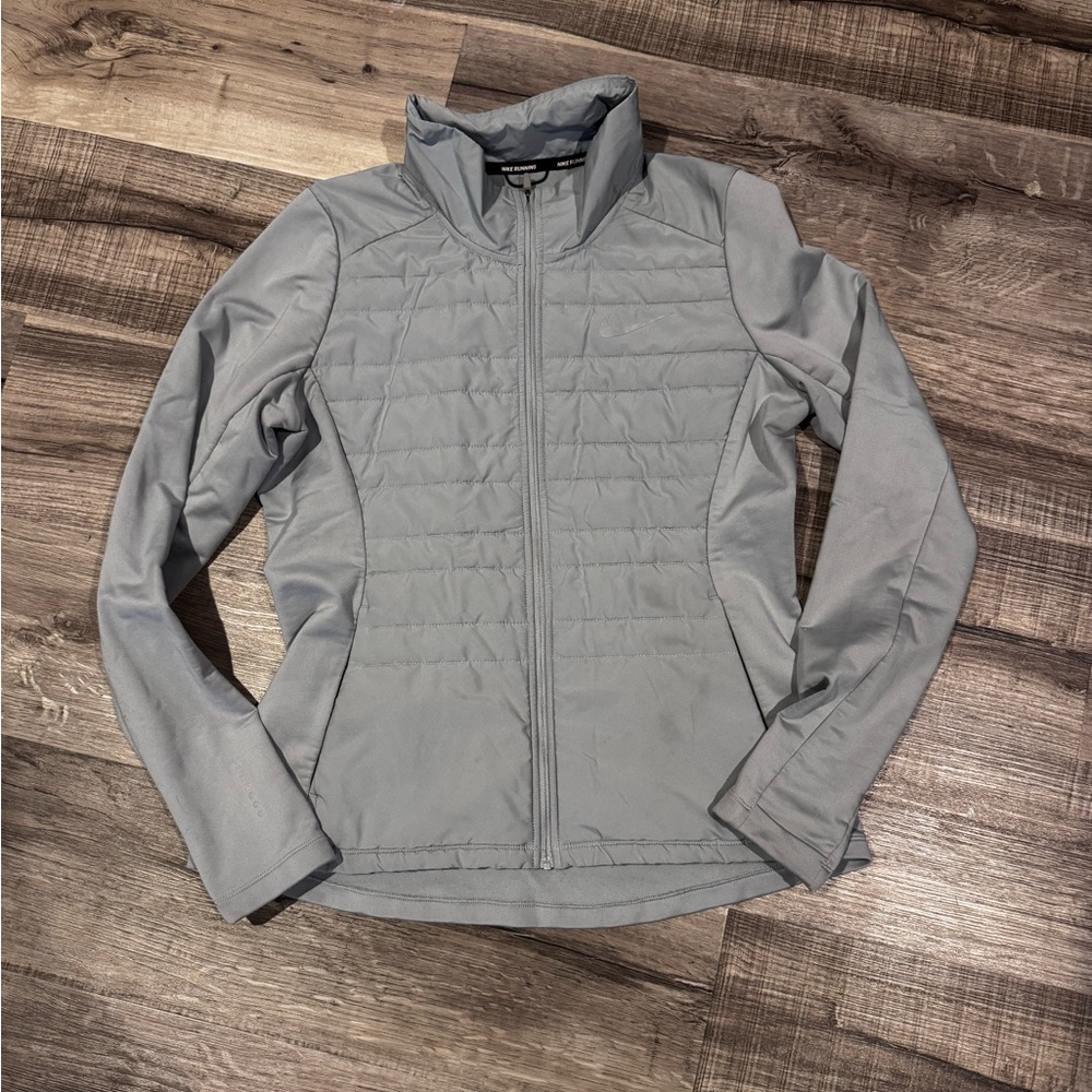 Nike Women's Light Gray Puffer Jacket